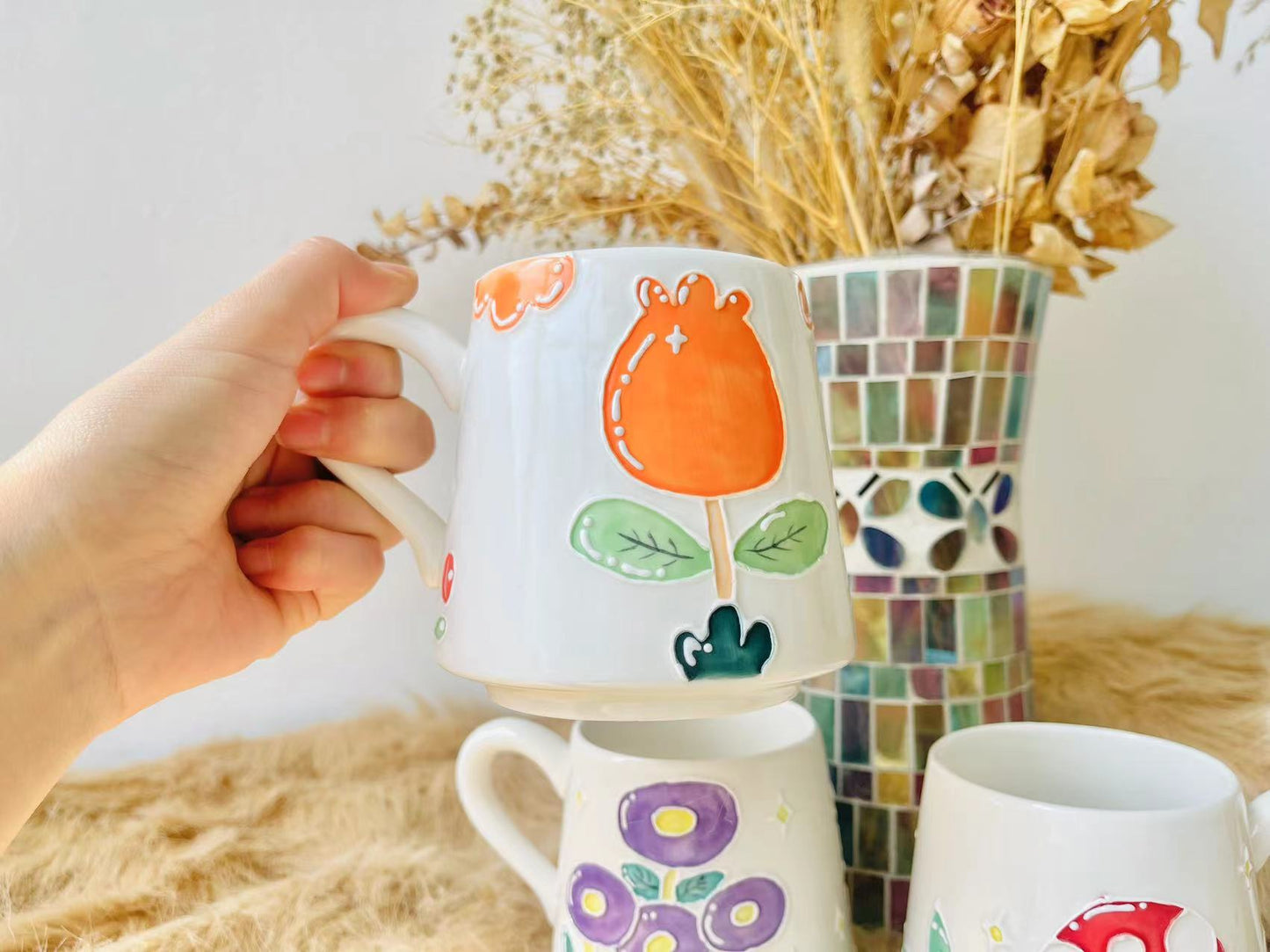 Handbemalte Keramiktasse mit Blumenmuster, personalisierte Keramiktasse für Kaffeeliebhaber