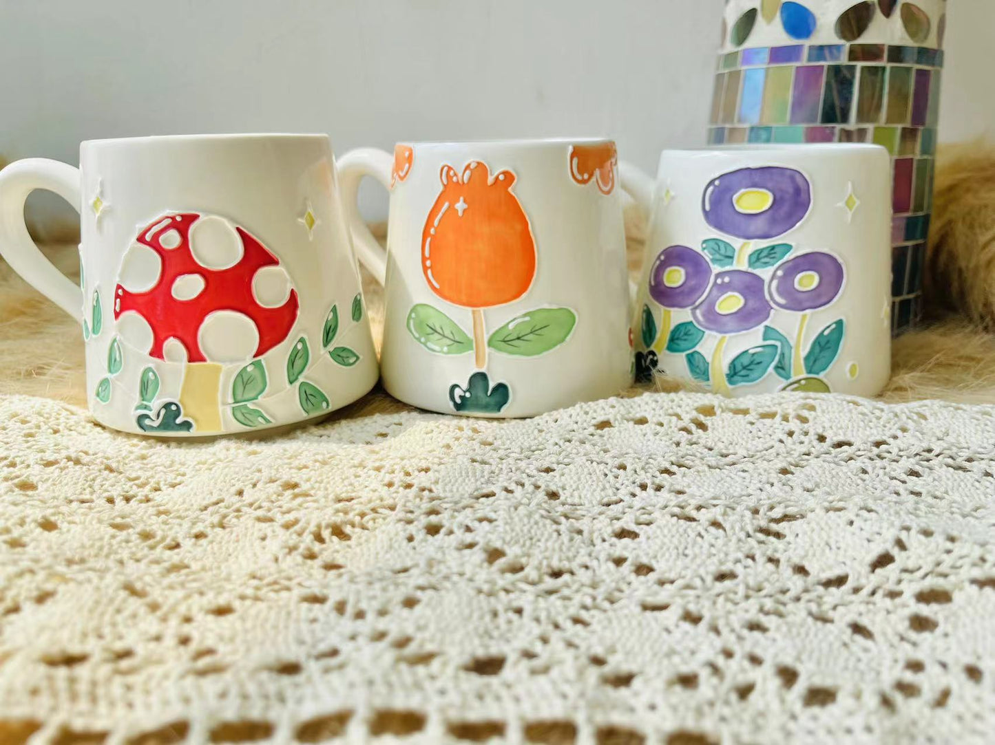 Handbemalte Keramiktasse mit Blumenmuster, personalisierte Keramiktasse für Kaffeeliebhaber