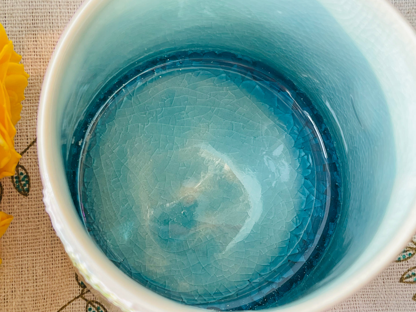 Handcrafted Ceramic Coffee Mug – Cactus & Leaf Handle Design with Crackle Glaze