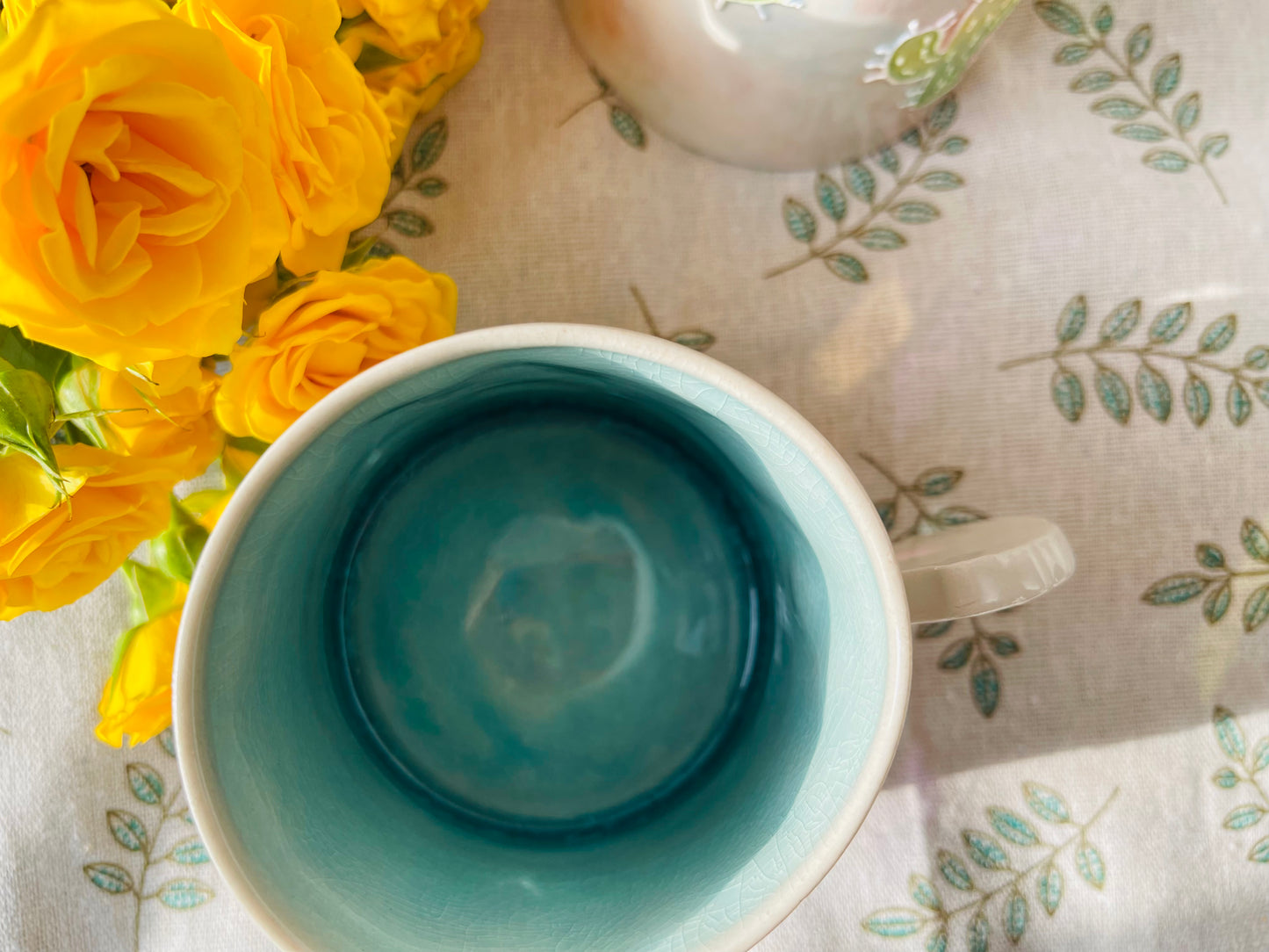Handcrafted Ceramic Coffee Mug – Cactus & Leaf Handle Design with Crackle Glaze