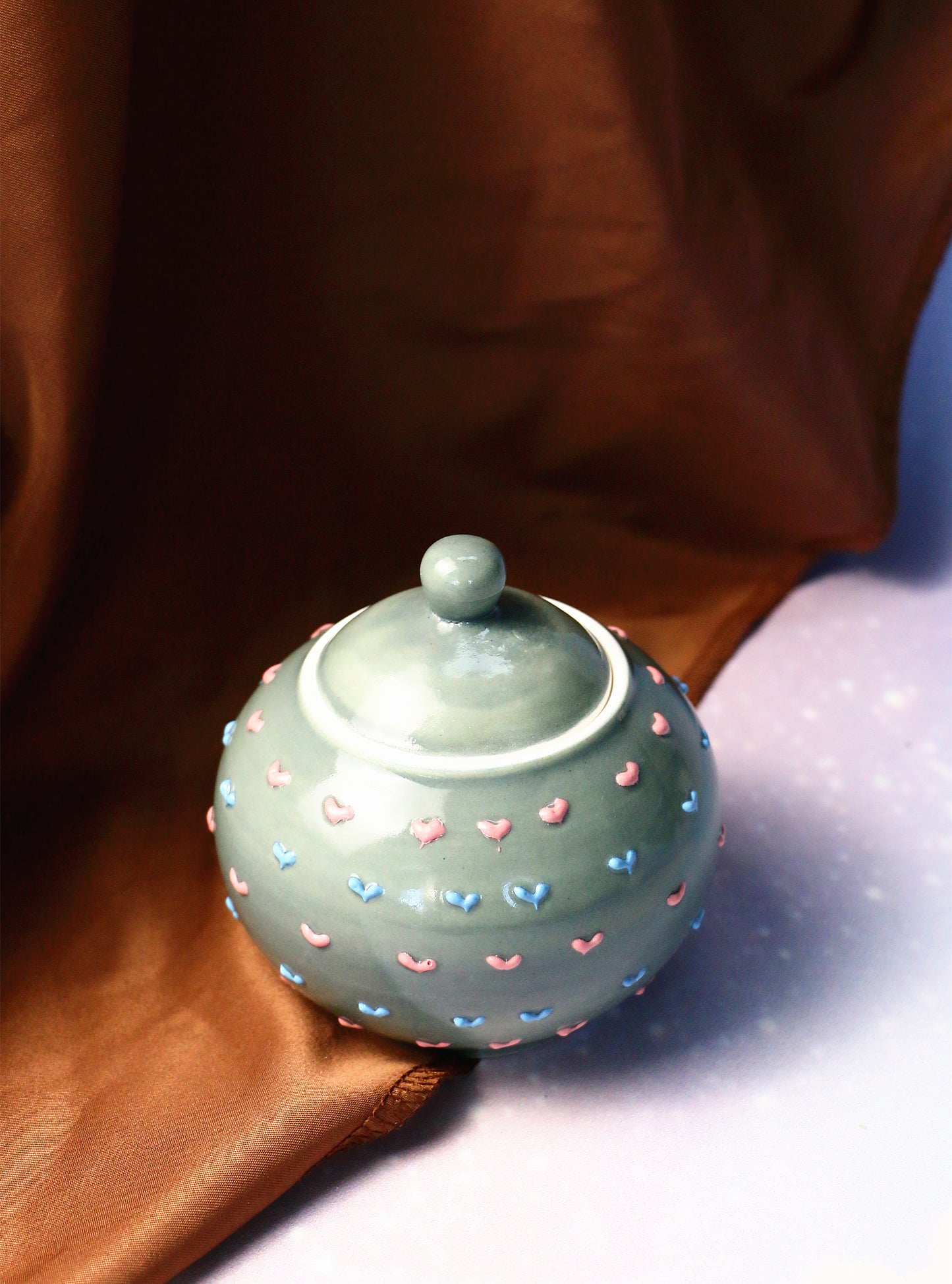Handmade Round 3D Heart Ceramic Pet Urn, Custom Pottery Keepsake Urn For Ashes