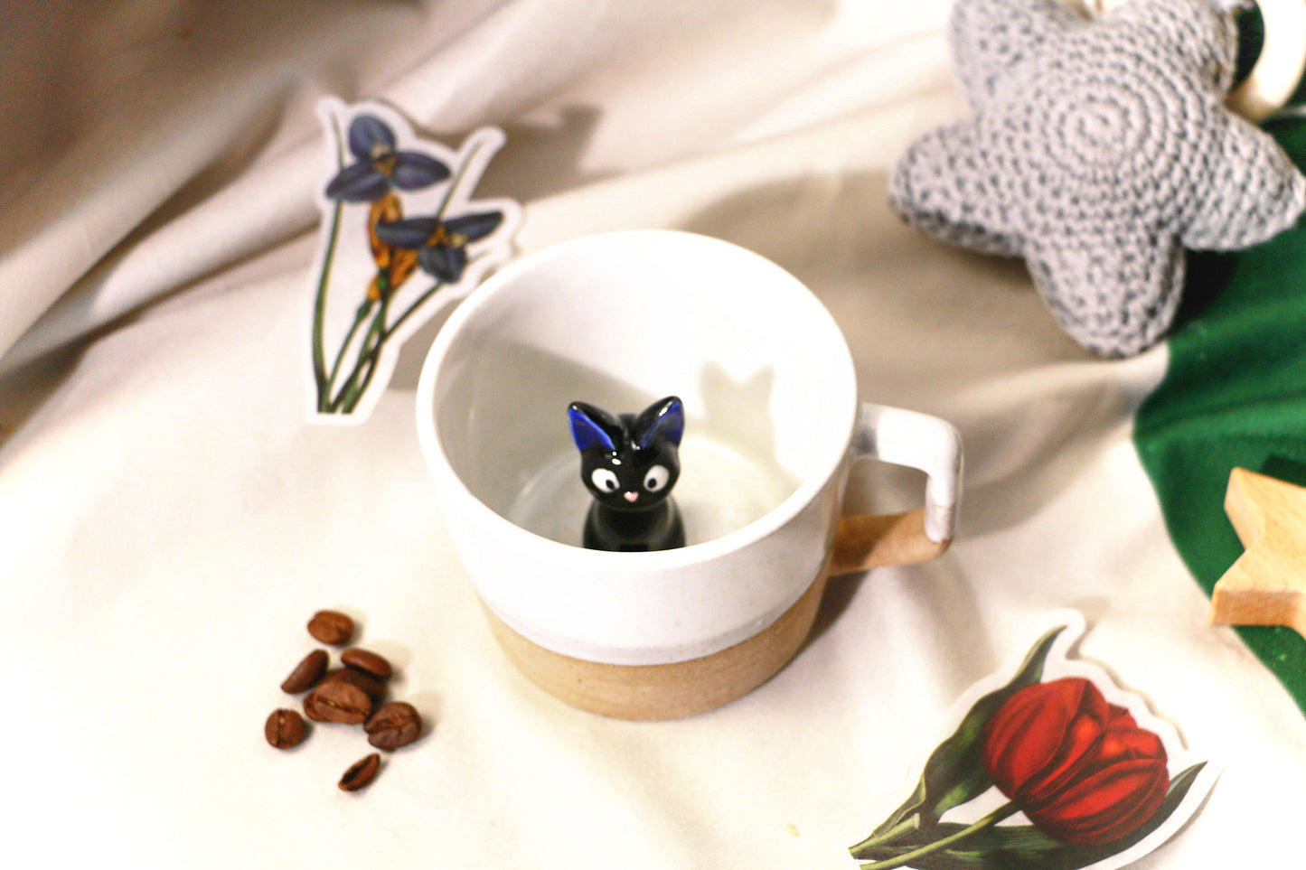 Custom Ceramic Pet Mug, 10Oz Personalized Coffee Mug with Dog or Cat Figurine