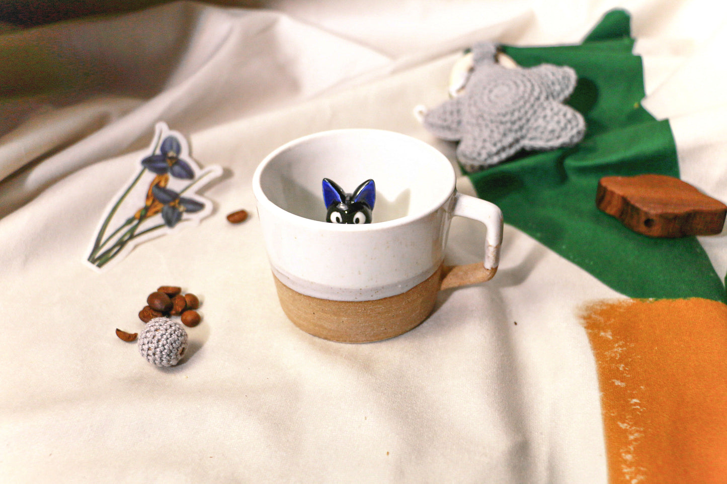 Custom Ceramic Pet Mug, 10Oz Personalized Coffee Mug with Dog or Cat Figurine