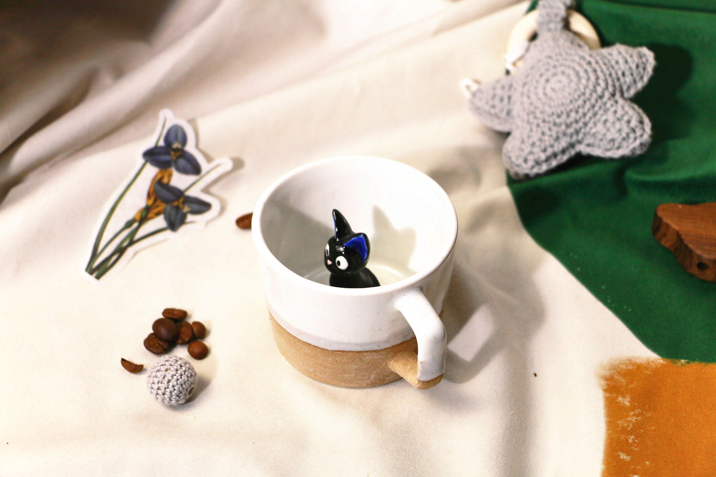 Custom Ceramic Pet Mug, 10Oz Personalized Coffee Mug with Dog or Cat Figurine