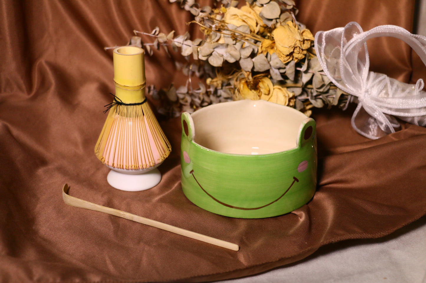 Cute Frog Ceramic Matcha Bowl Set, Custom Hand-painted Matcha Bowl