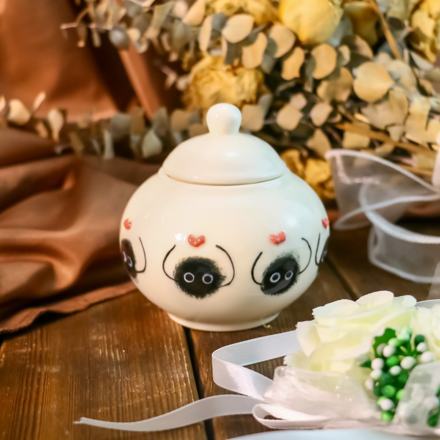 Handmade Dust Wizard 3D Heart Design Pet Urn, Personalized Ceramic Pet Keepsake Urn
