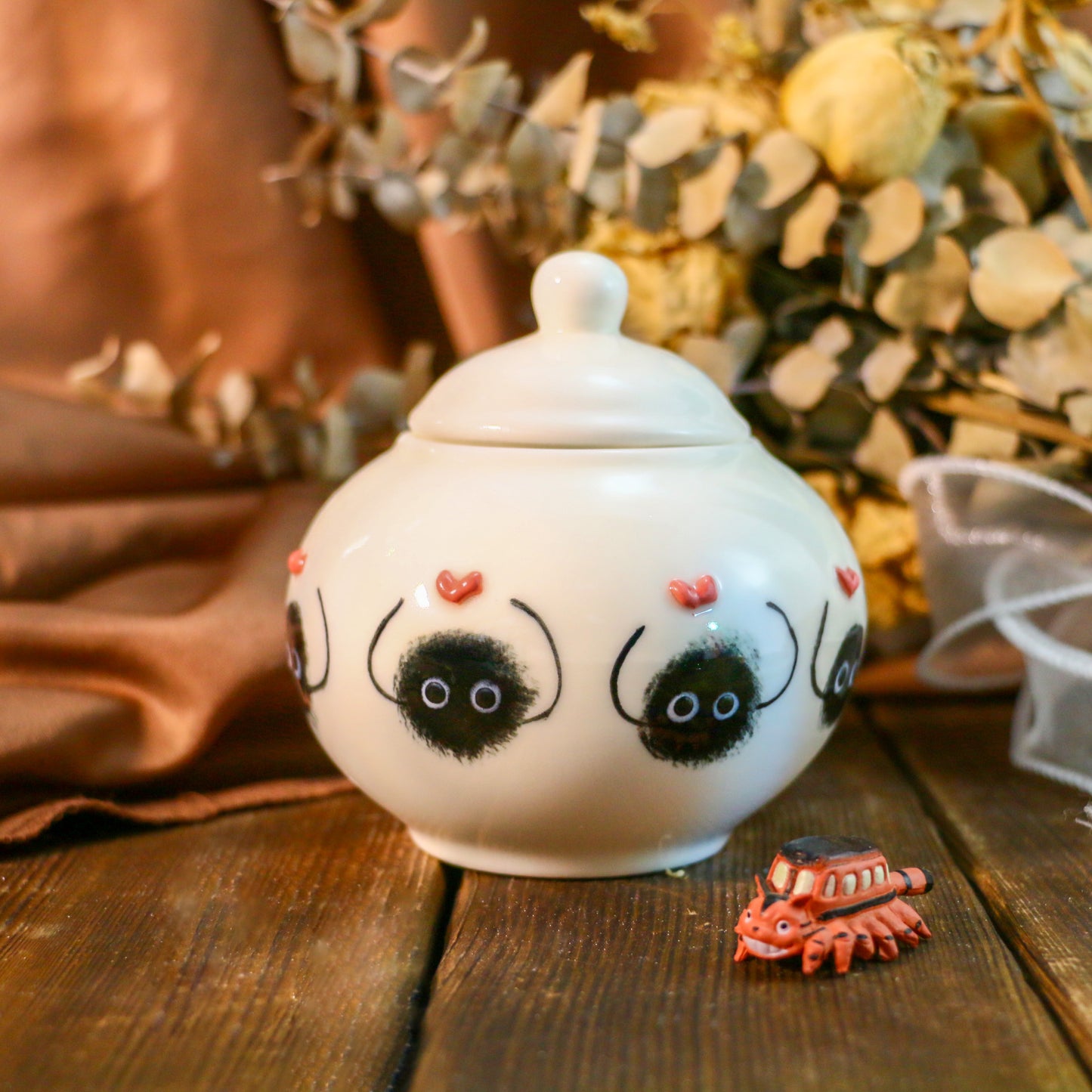 Handmade Dust Wizard 3D Heart Design Pet Urn, Personalized Ceramic Pet Keepsake Urn