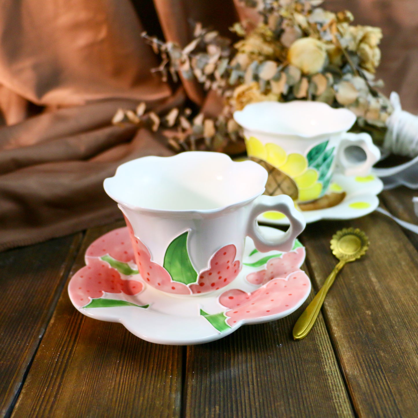Cute Sunflower Pottery Cup Set – Handmade 3D Ceramic Tea Mug with Petal-Shaped Plate