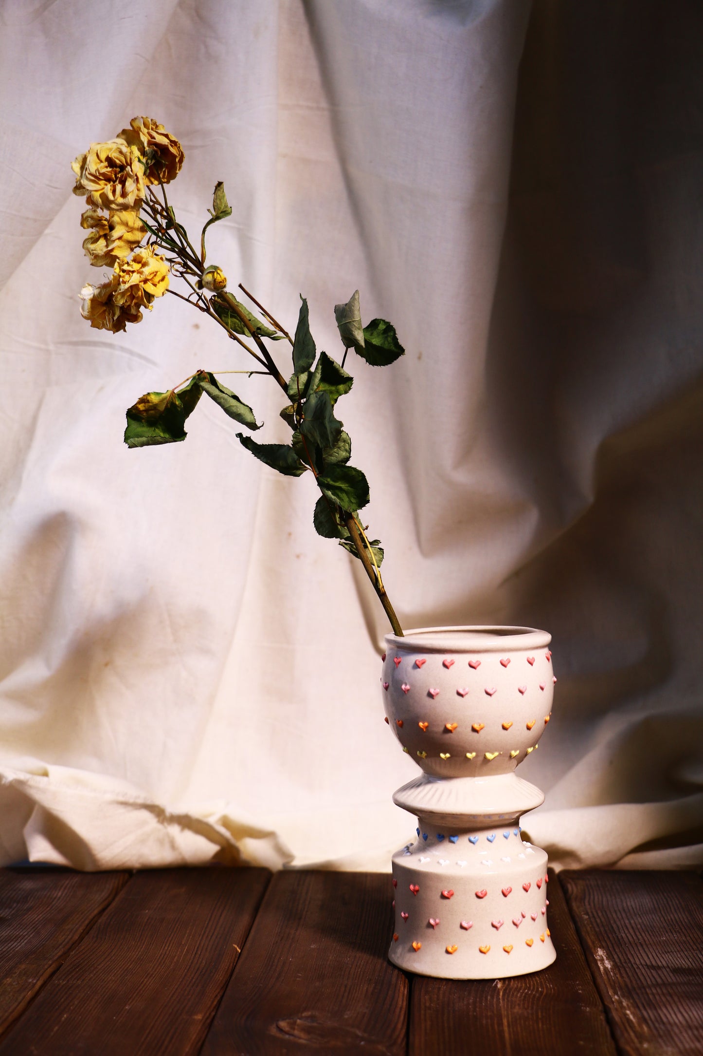 Handmade 3D Heart Vase – Elegant Ceramic Flower Planter for Home Decor