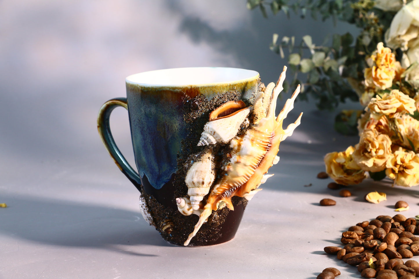 Keramik-Kaffeetasse mit Muscheln, Ozean-Serie, personalisierte handgefertigte Keramiktasse für Geschenke