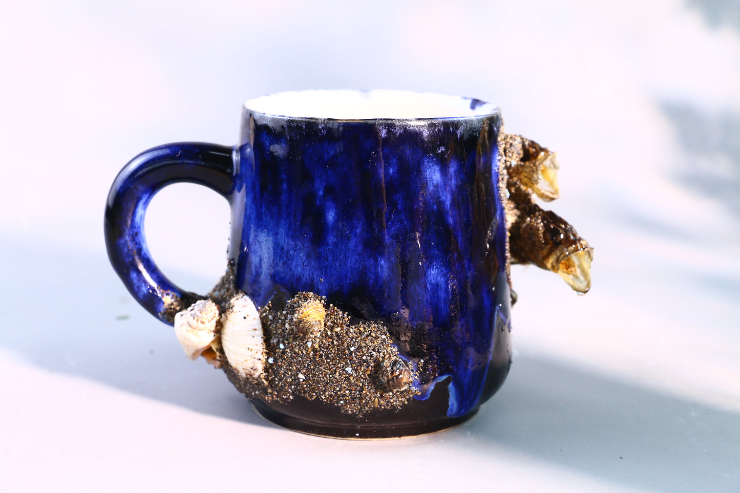 Keramik-Kaffeetasse mit Muscheln, Ozean-Serie, personalisierte handgefertigte Keramiktasse für Geschenke