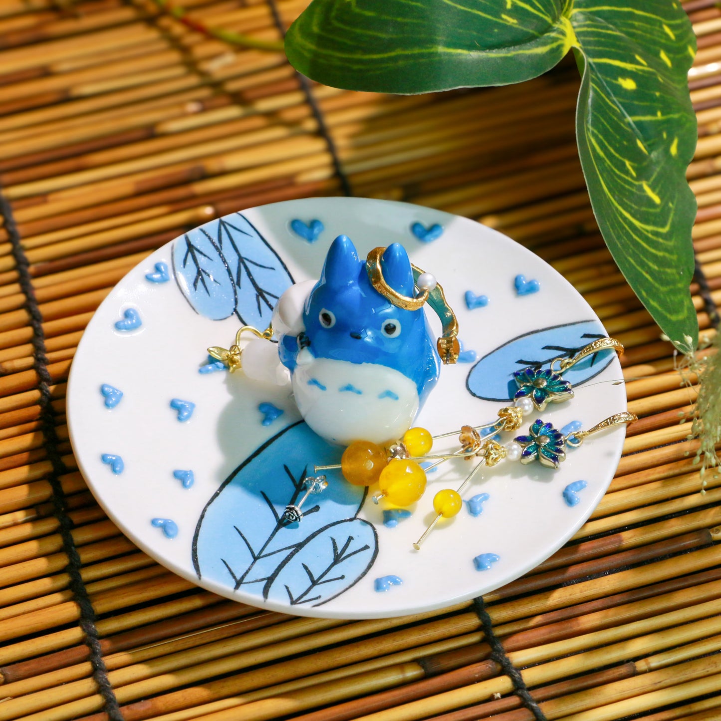 Kawaii Totoro Ceramic Ring Dish – Handmade Jewelry Tray & Gift for Ghibli Fans