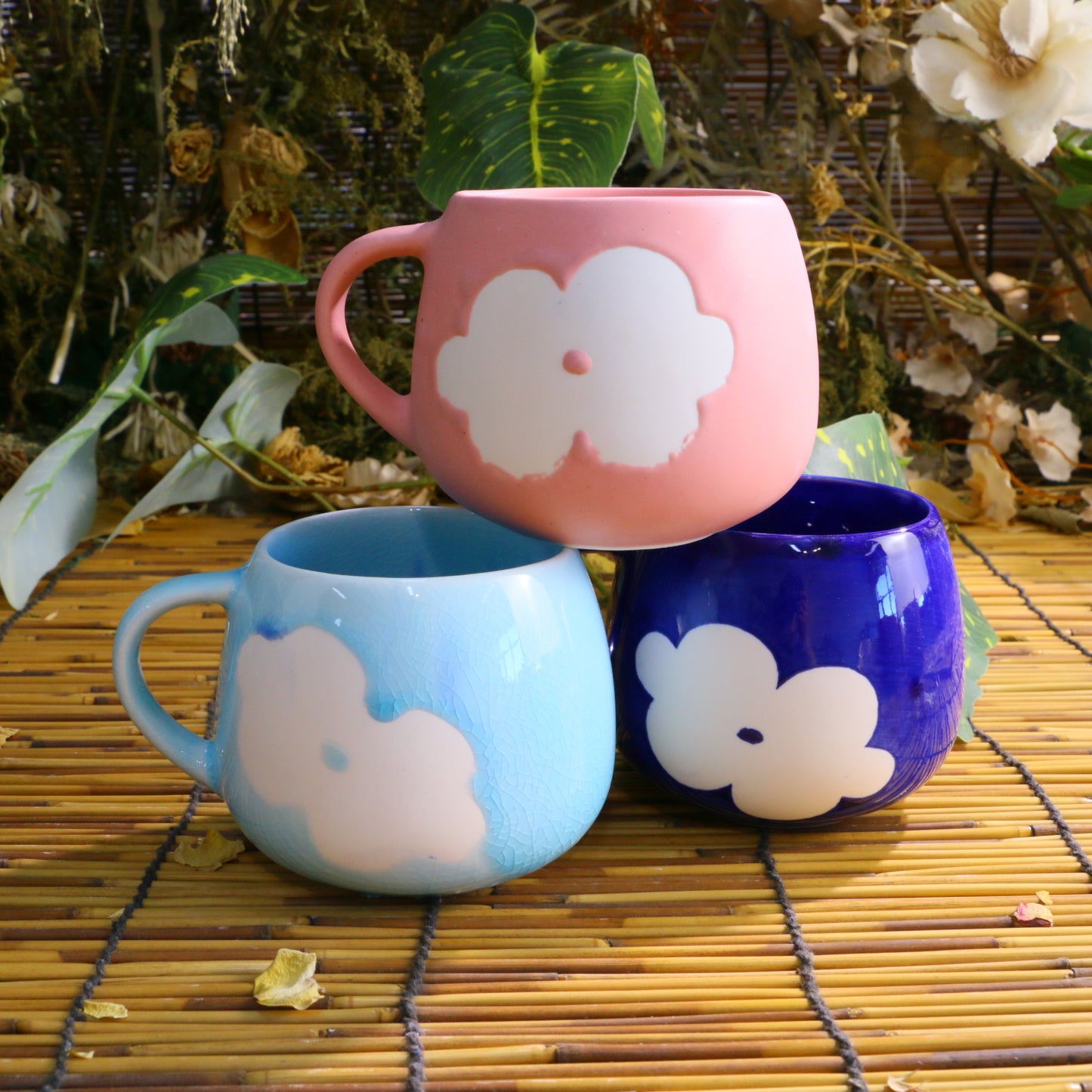 Handmade Flower Mug – Ceramic Coffee Cup with Hand-Painted Floral Design