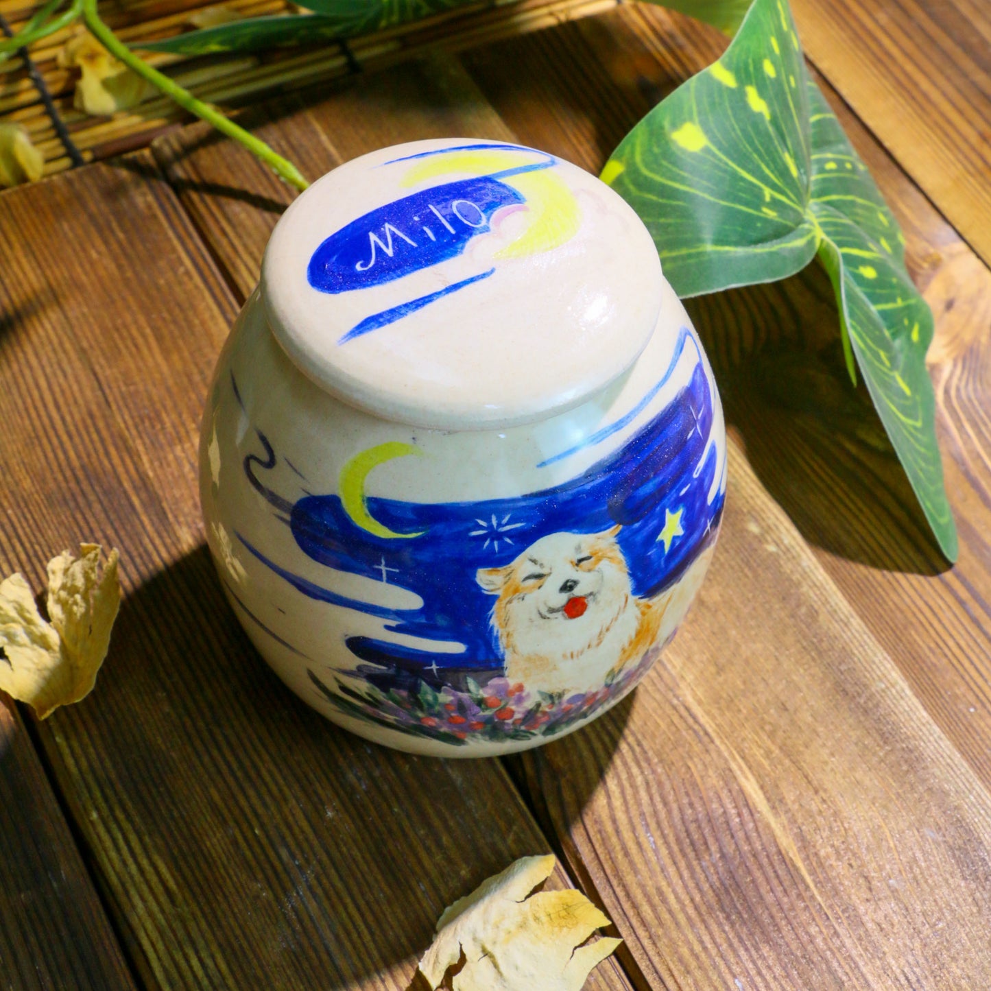 Hand-Painted Pet Portrait Urn – Handmade Ceramic Ashes Keepsake