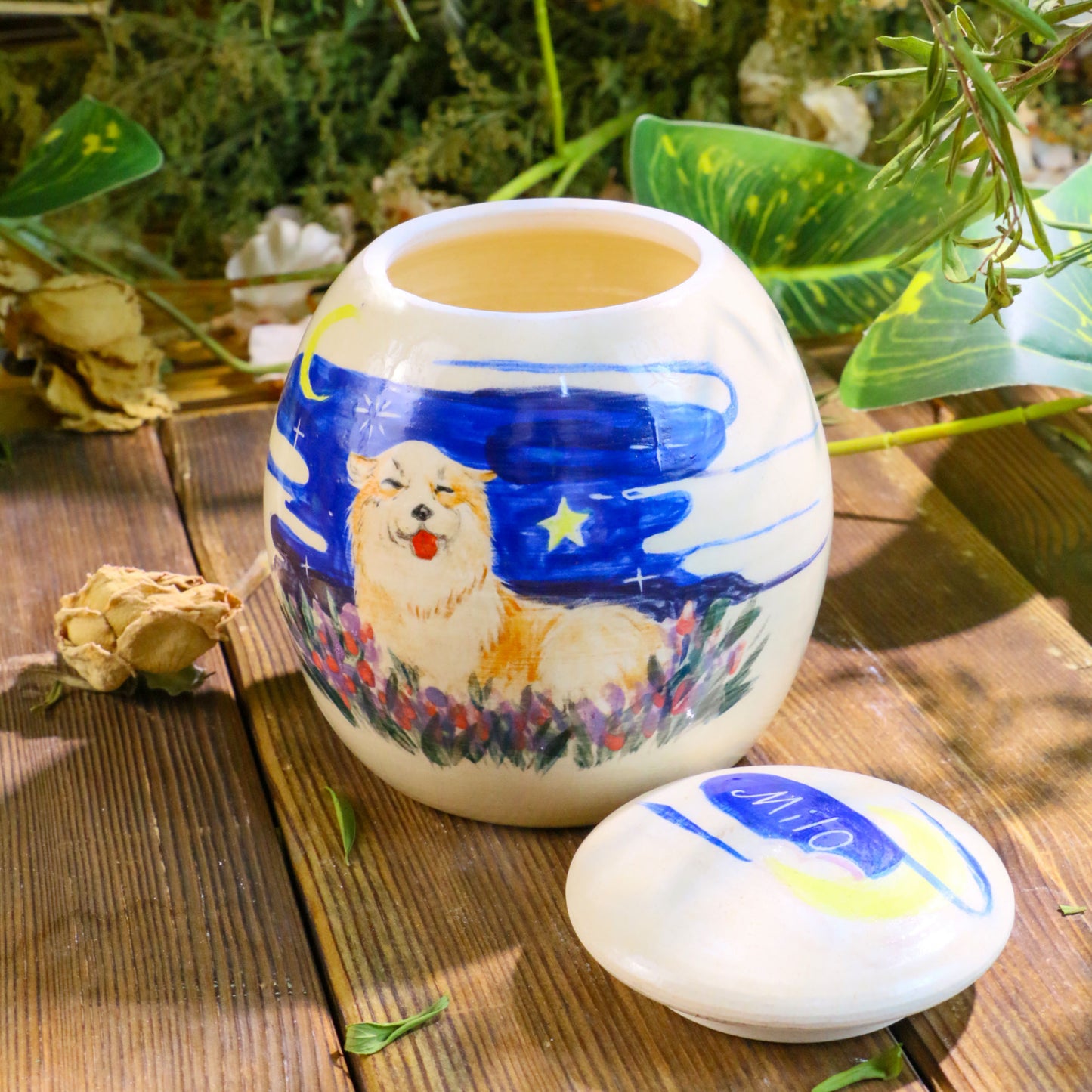 Hand-Painted Pet Portrait Urn – Handmade Ceramic Ashes Keepsake