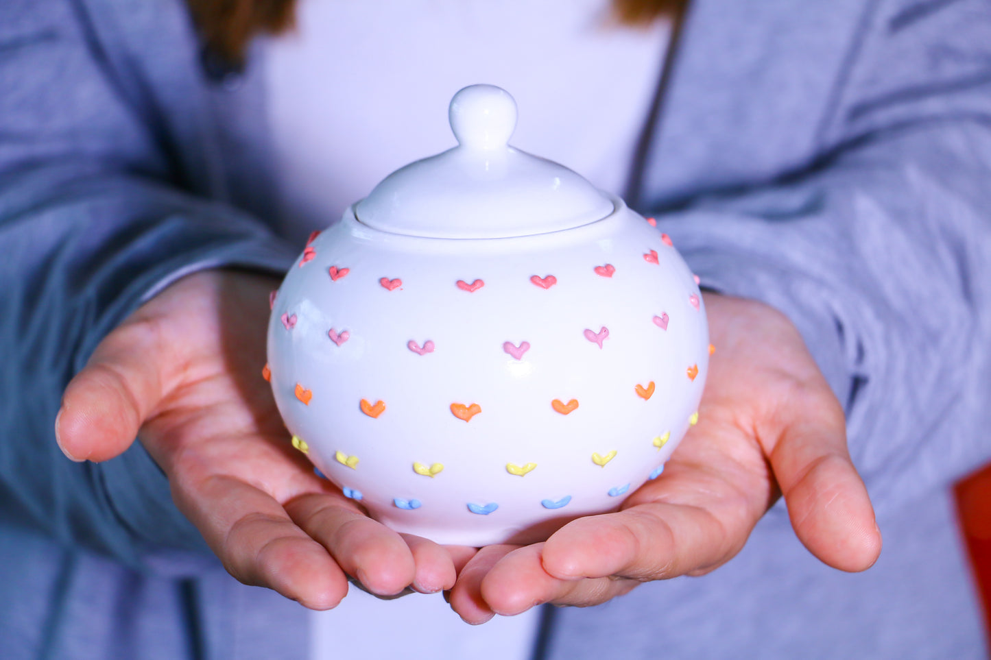 Handmade Round 3D Heart Ceramic Pet Urn, Custom Pottery Keepsake Urn For Ashes