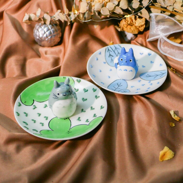 Kawaii Totoro Ceramic Ring Dish – Handmade Jewelry Tray & Gift for Ghibli Fans