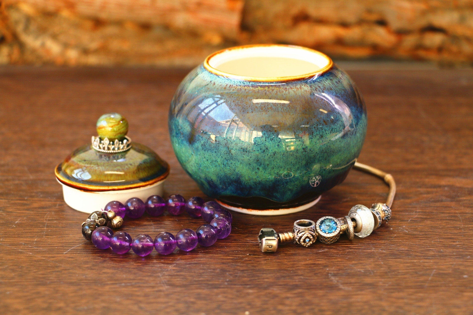 ceramic ashes keepsake
