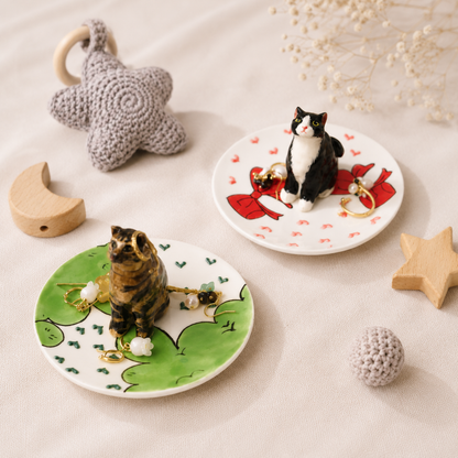 Custom Cat Ceramic Ring Dish, Personalized Handmade Pet Jewel Holder Tray