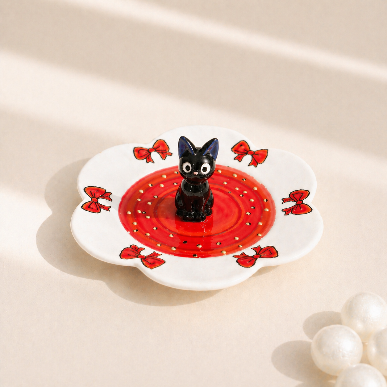 Jiji Handmade Ceramic Cat Ring Dish – Cute Anime-Inspired Jewelry Tray & Personalized Wedding Gift