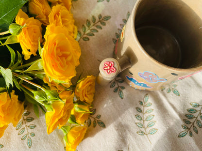 Handmade Ceramic Coffe Mug – Personalized Floral and Bee Design with T-Handle