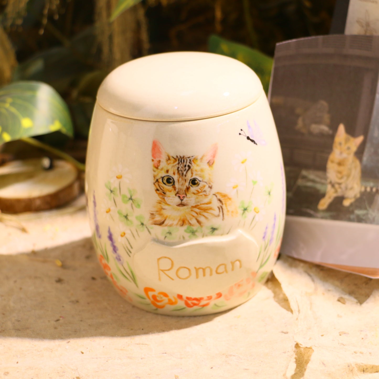 Custom Pet Portrait Ceramic Memorial Urn – Handmade Pet Ashes Keepsake