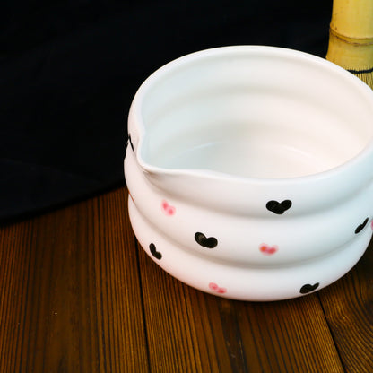 Handmade Ceramic Matcha Bowl – Wavy Ceramic Tea Bowl with Elegant Heart Details