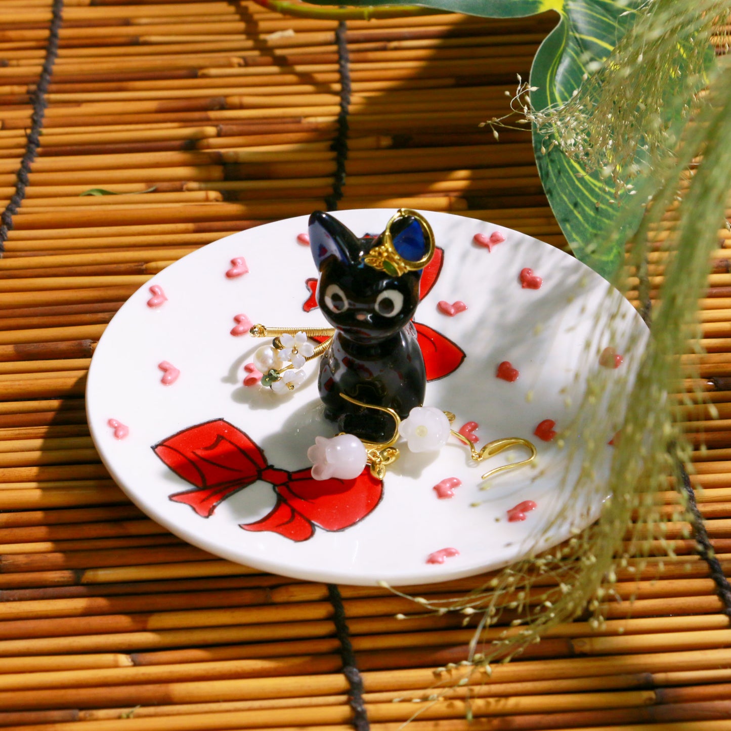Kawaii Totoro Keramik Ringschale – Handgefertigtes Schmucktablett &amp; Geschenk für Ghibli-Fans