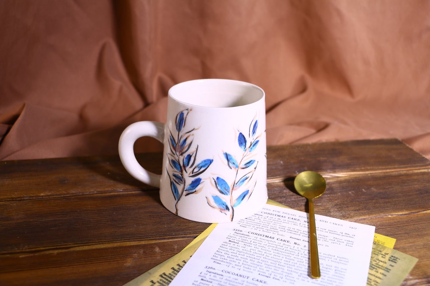 18oz Handcrafted Ceramic Mug, Adorable Hand-Painted Floral Motifs