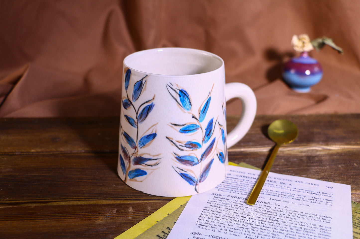 18oz Handcrafted Ceramic Mug, Adorable Hand-Painted Floral Motifs