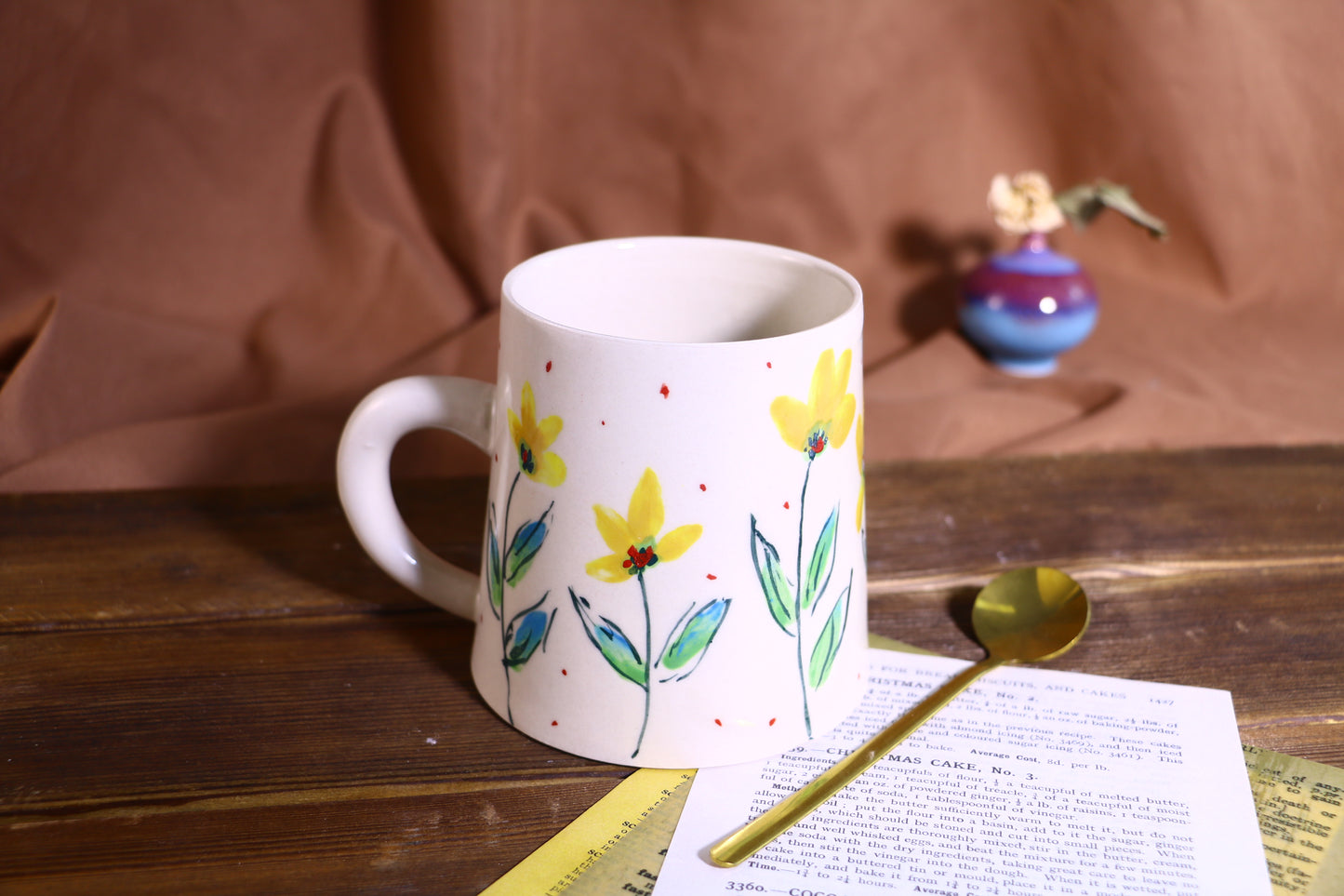 18oz Handcrafted Ceramic Mug, Adorable Hand-Painted Floral Motifs