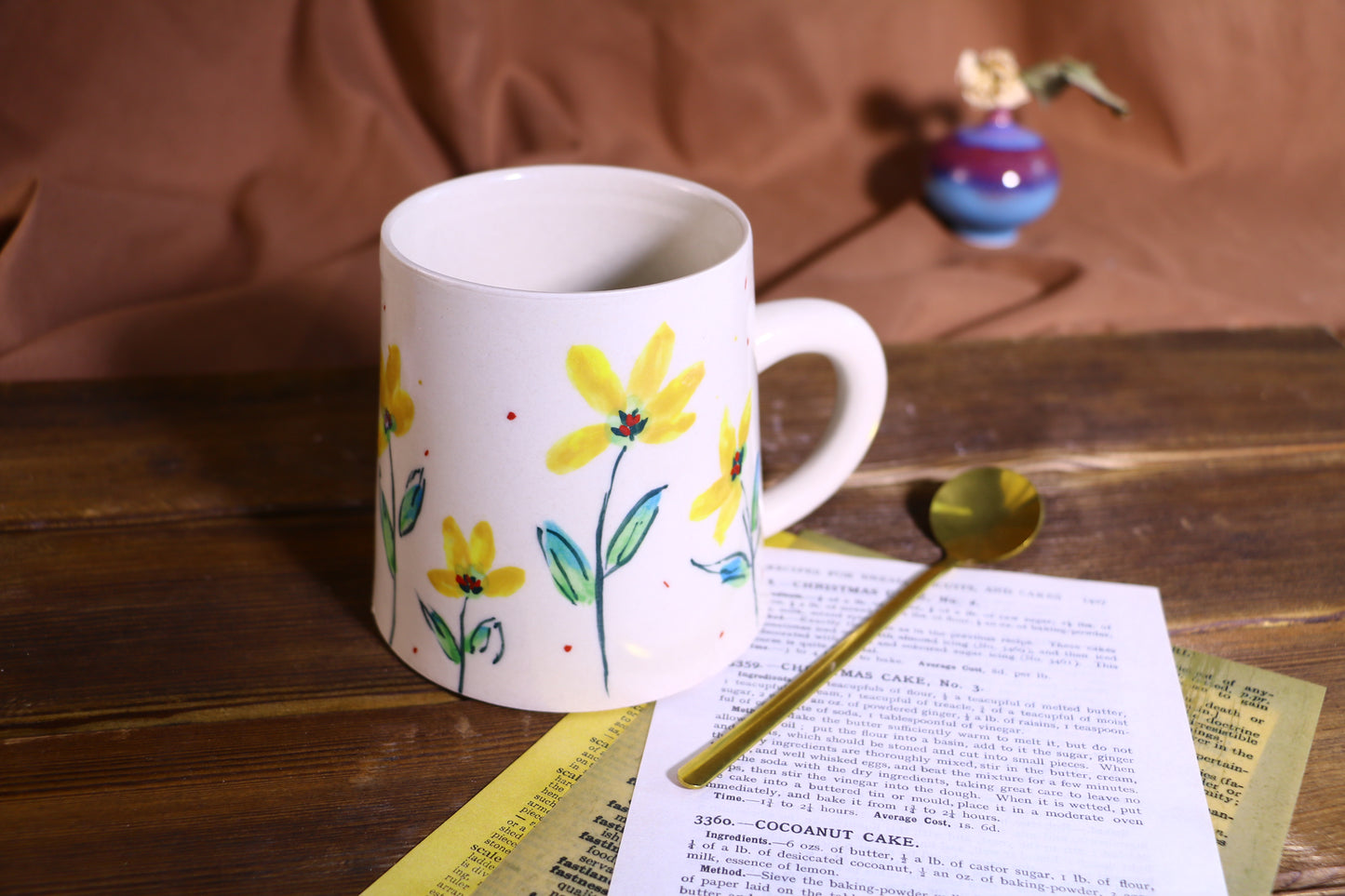 18oz Handcrafted Ceramic Mug, Adorable Hand-Painted Floral Motifs