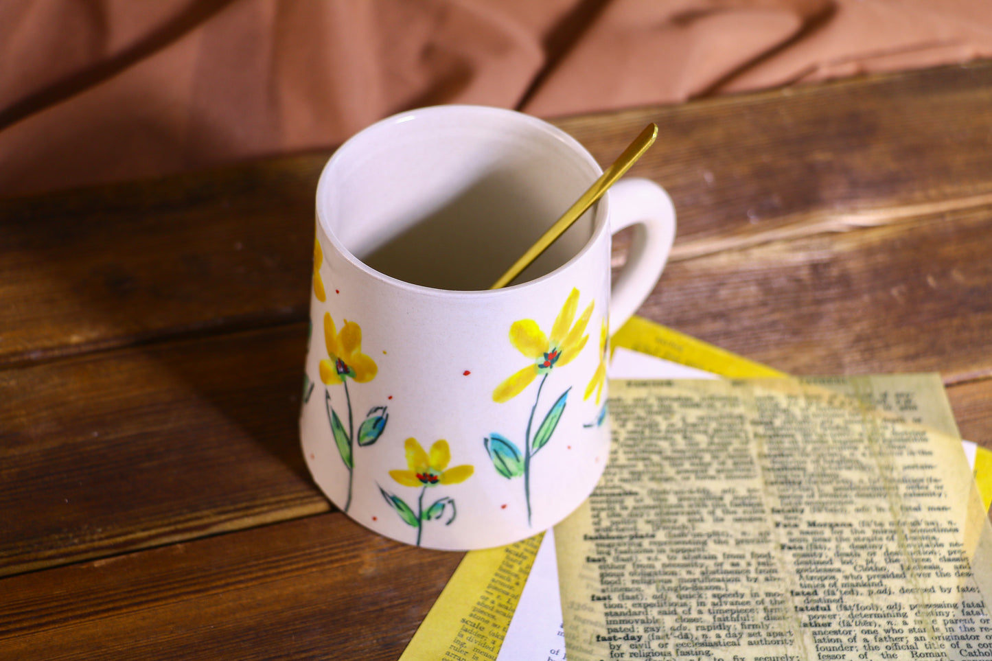 18oz Handcrafted Ceramic Mug, Adorable Hand-Painted Floral Motifs