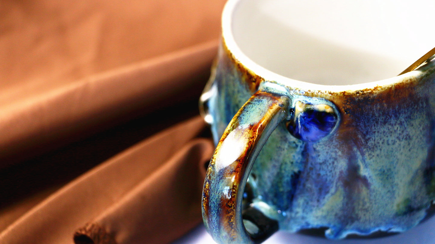 Blue Ocean-Themed Ceramic Mug with 3D Jellyfish and Shell Reliefs Design