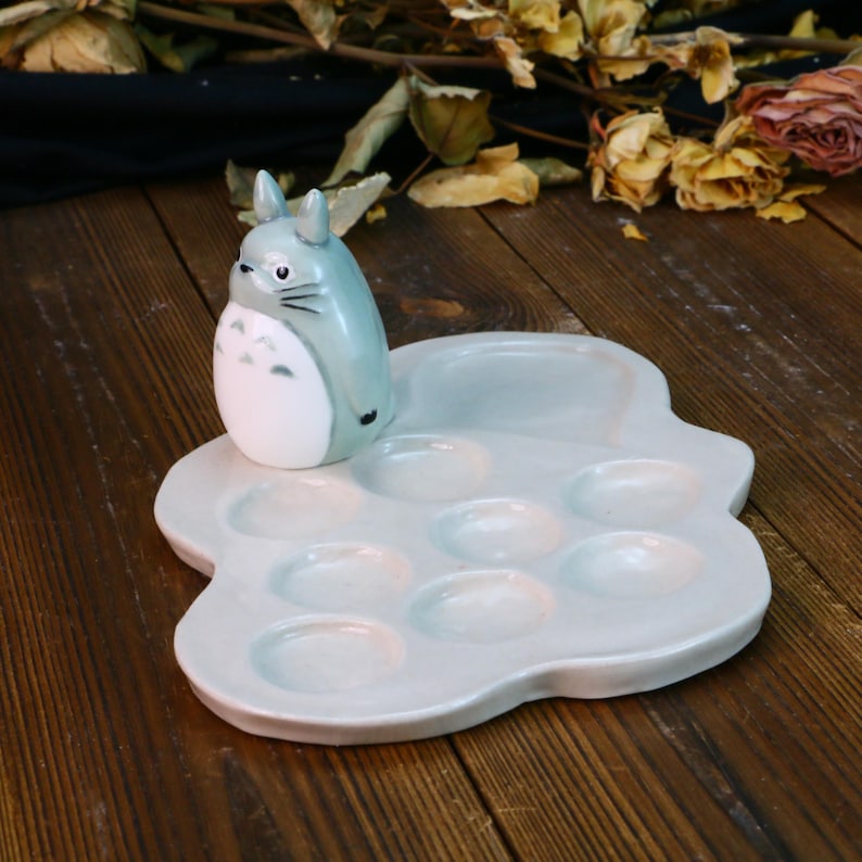 Custom Totoro Paint Palette, Handmade Ceramic Watercolour Palette for Painter Gifts