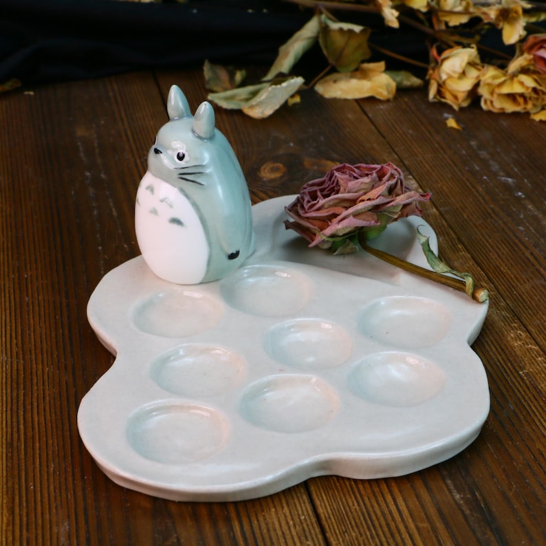 Custom Totoro Paint Palette, Handmade Ceramic Watercolour Palette for Painter Gifts