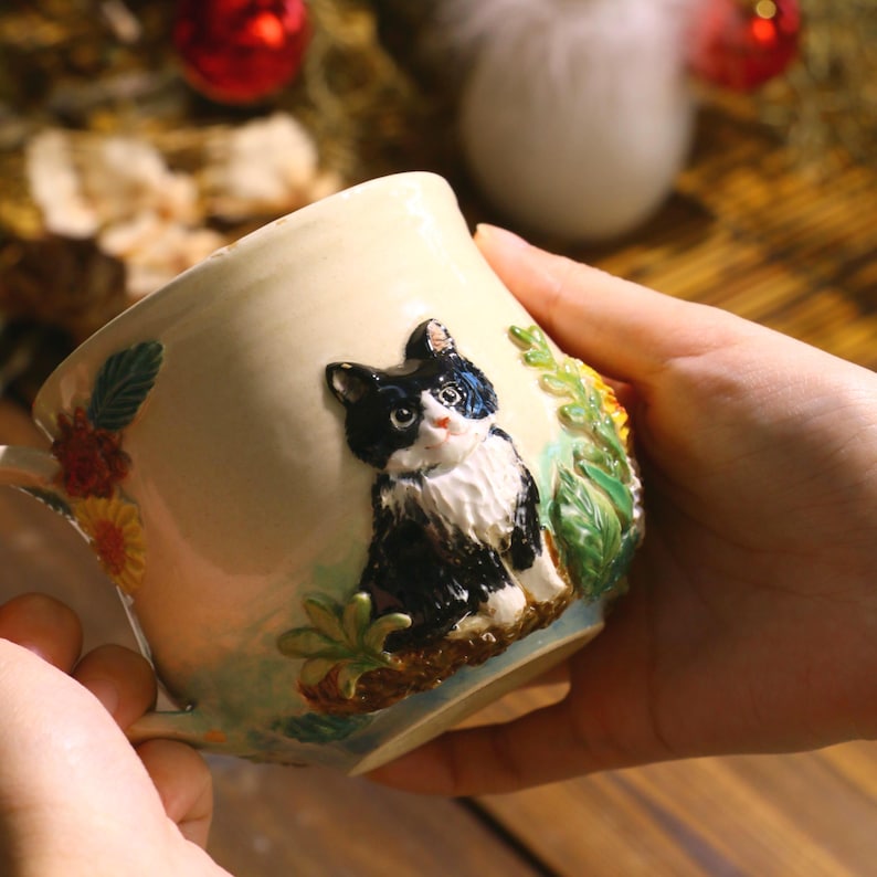 Custom Hand-Sculpted Pet Statue Mug – 3D Ceramic Portrait Cup with Floral Details