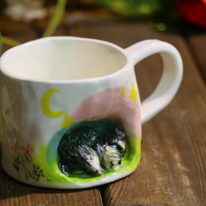 Custom Hand-Sculpted Pet Sleeping Mug – Personalized Ceramic Cup with 3D Pet Portrait Figure Inside